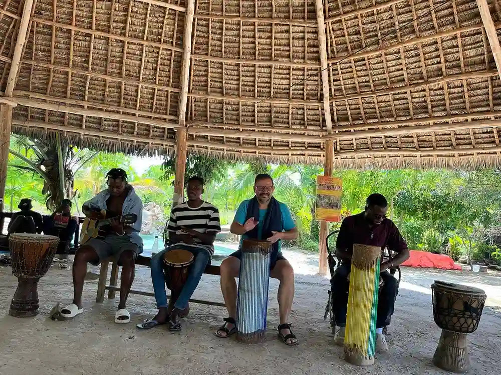 Zanzibar: Tur Privat ke Prison Island, Perkebunan Rempah, dan Berenang di Gua Kuza