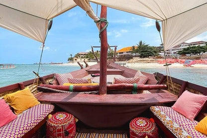Sansibar: Gemeinsamer Ausflug zum Kendwa Beach mit Dhow-Sonnenuntergangsfahrt