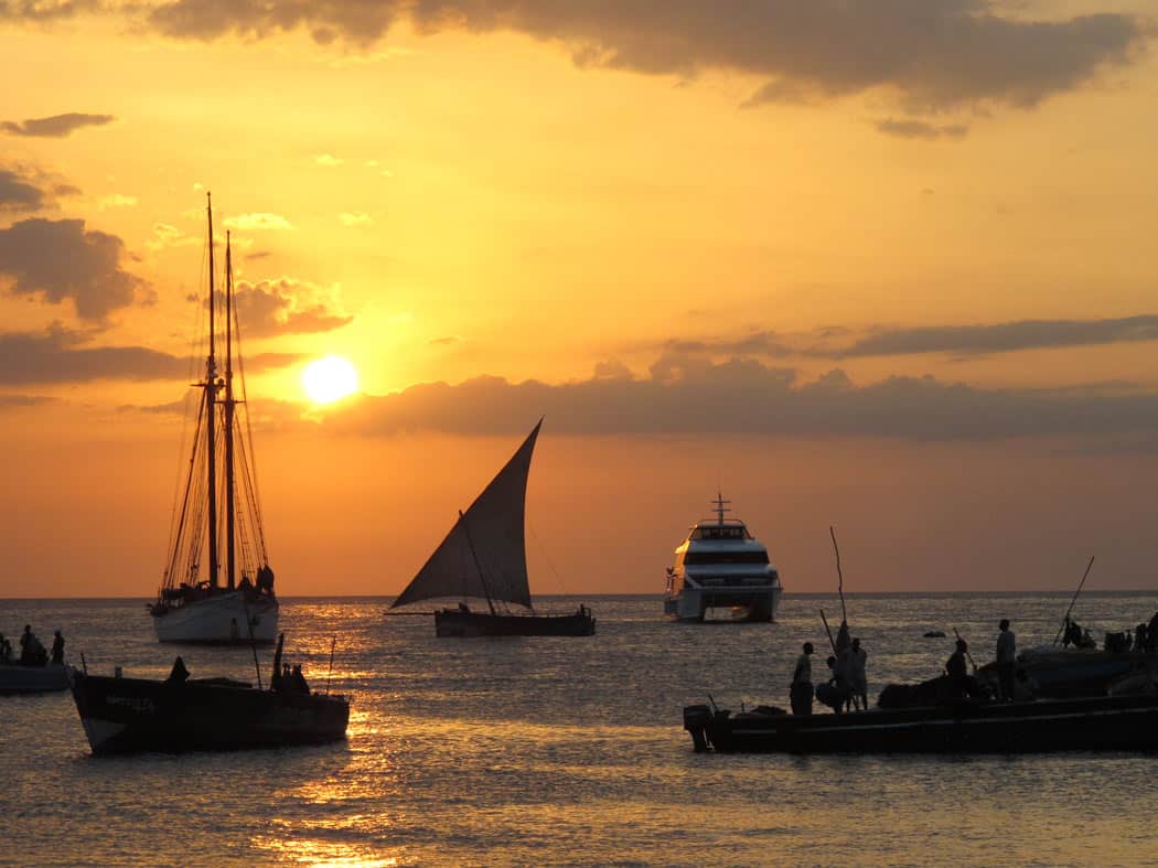 Zanzibar: crociera al tramonto in dhow a Stone Town
