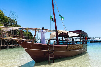 Zanzibar: crociera al tramonto in dhow a Stone Town