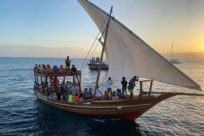 Zanzibar: crociera al tramonto in dhow a Stone Town