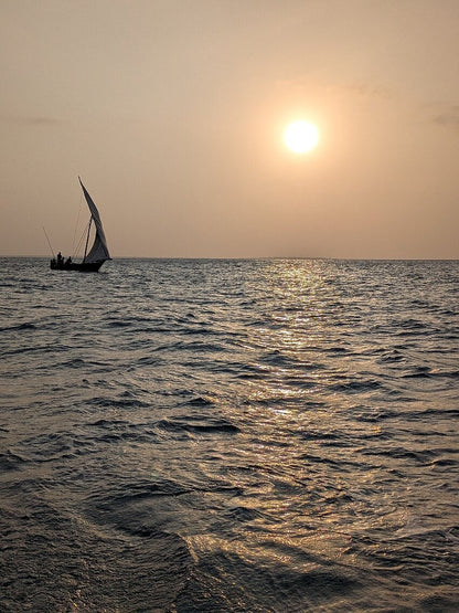 Zanzibar: crociera al tramonto in dhow a Stone Town