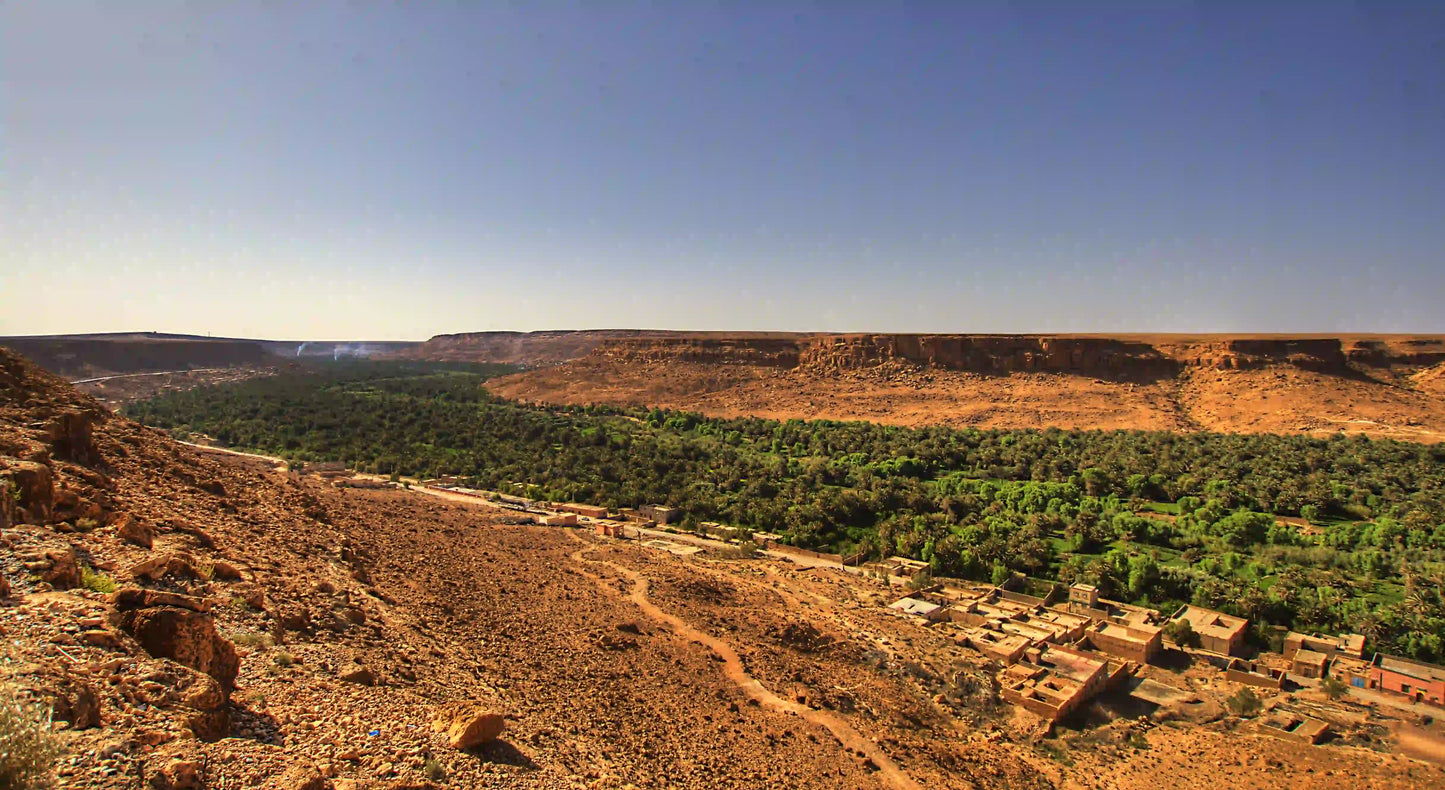From Fès : circuit de 3 jours dans le désert du Sahara avec balade à dos de chameau et nuit en camp