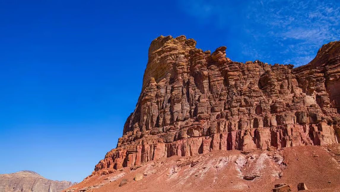 AlUla: Hegra, Elephant Rock, Dadan, and Old Town Day Tour