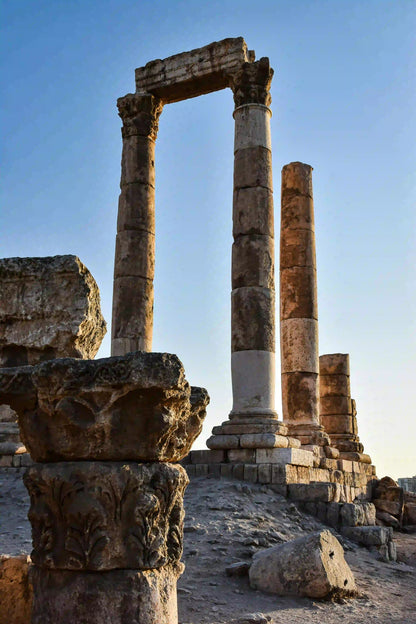Amman: Private City Sightseeing Tour with Citadel and Roman Theater