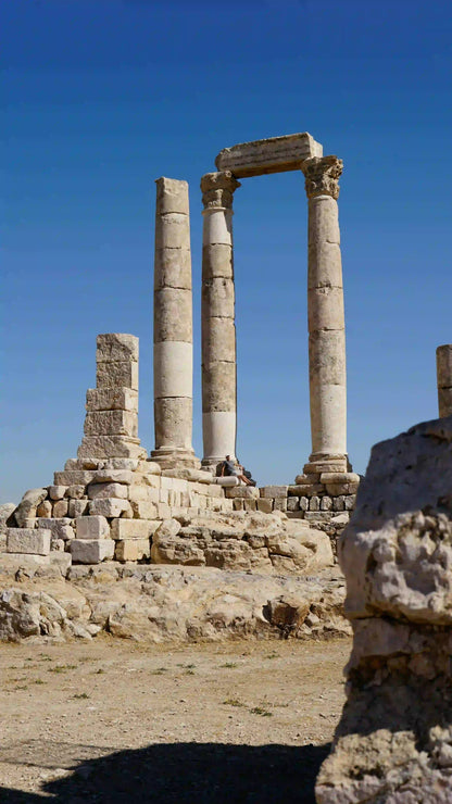 Amman: Private City Sightseeing Tour with Citadel and Roman Theater