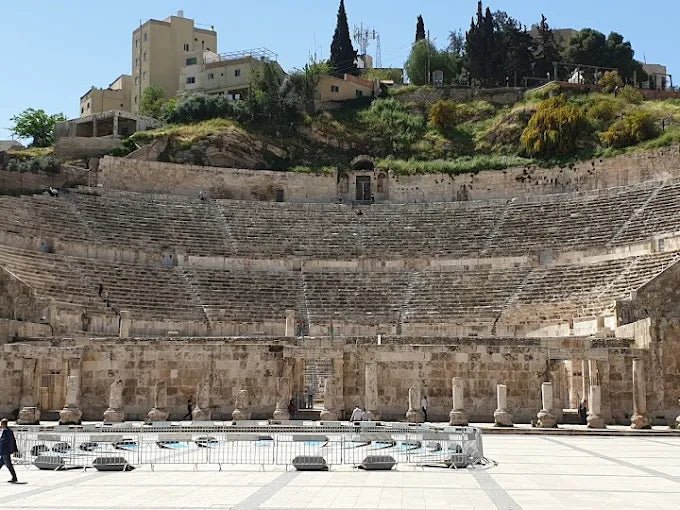 Amman: Private City Sightseeing Tour with Citadel and Roman Theater