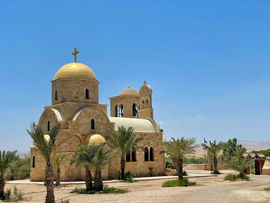 Amman: Private Day Tour to the Baptism Site and Dead Sea