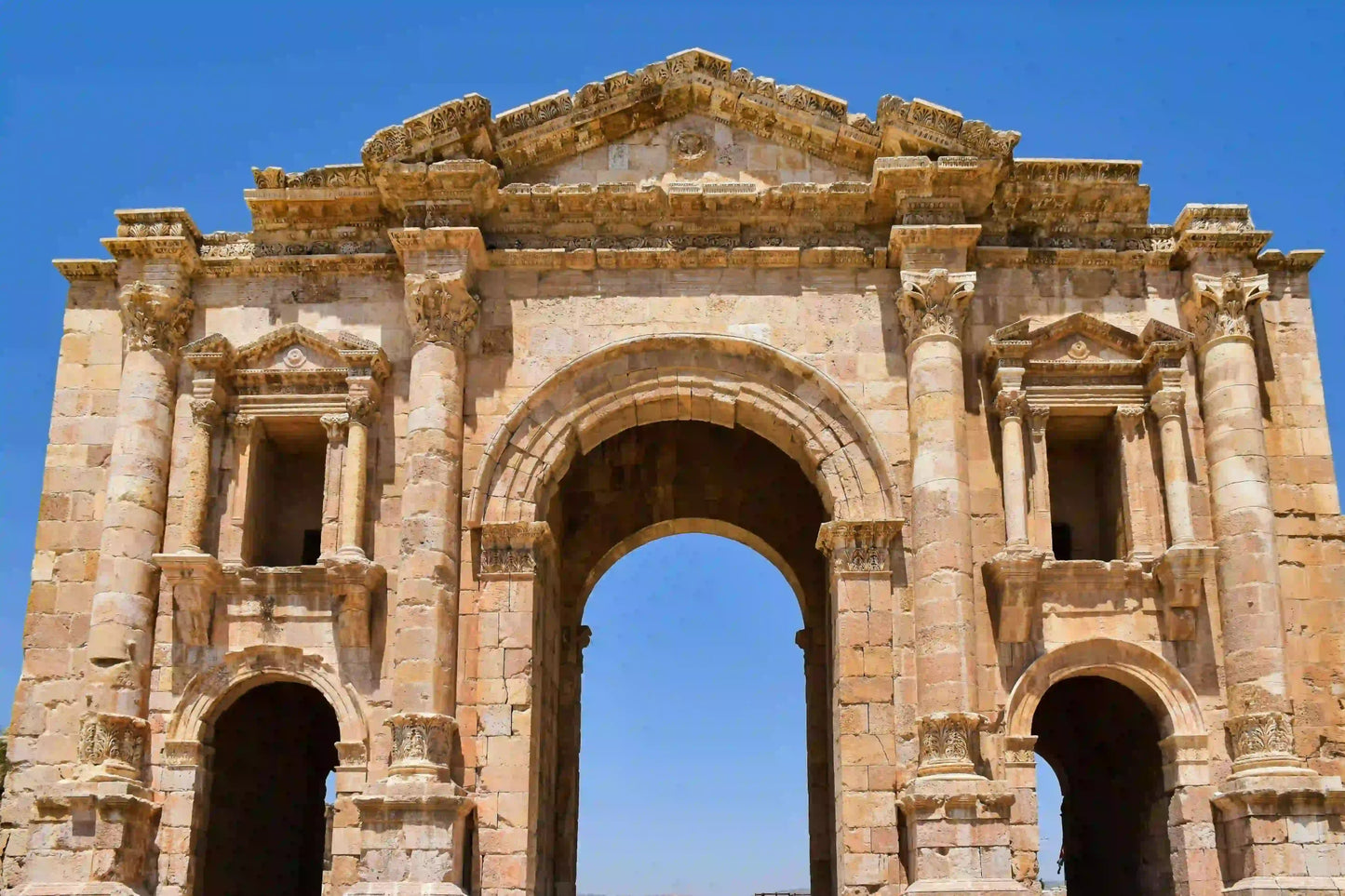 Amman: Private Half - Day Tour to the Ancient City of Jerash