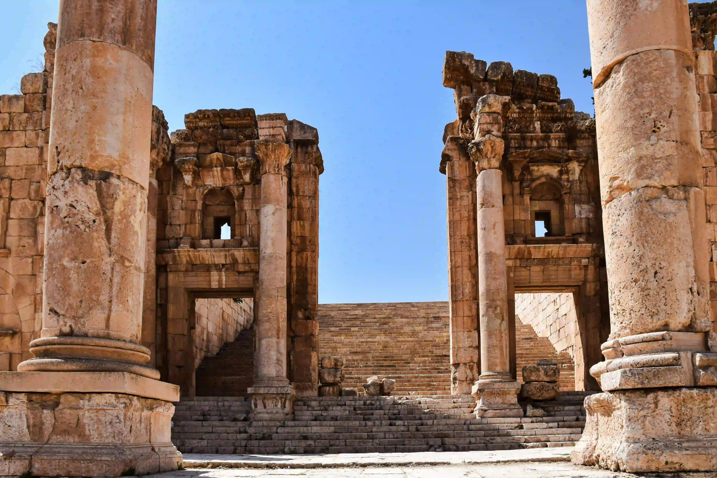 Amman: Private Half - Day Tour to the Ancient City of Jerash