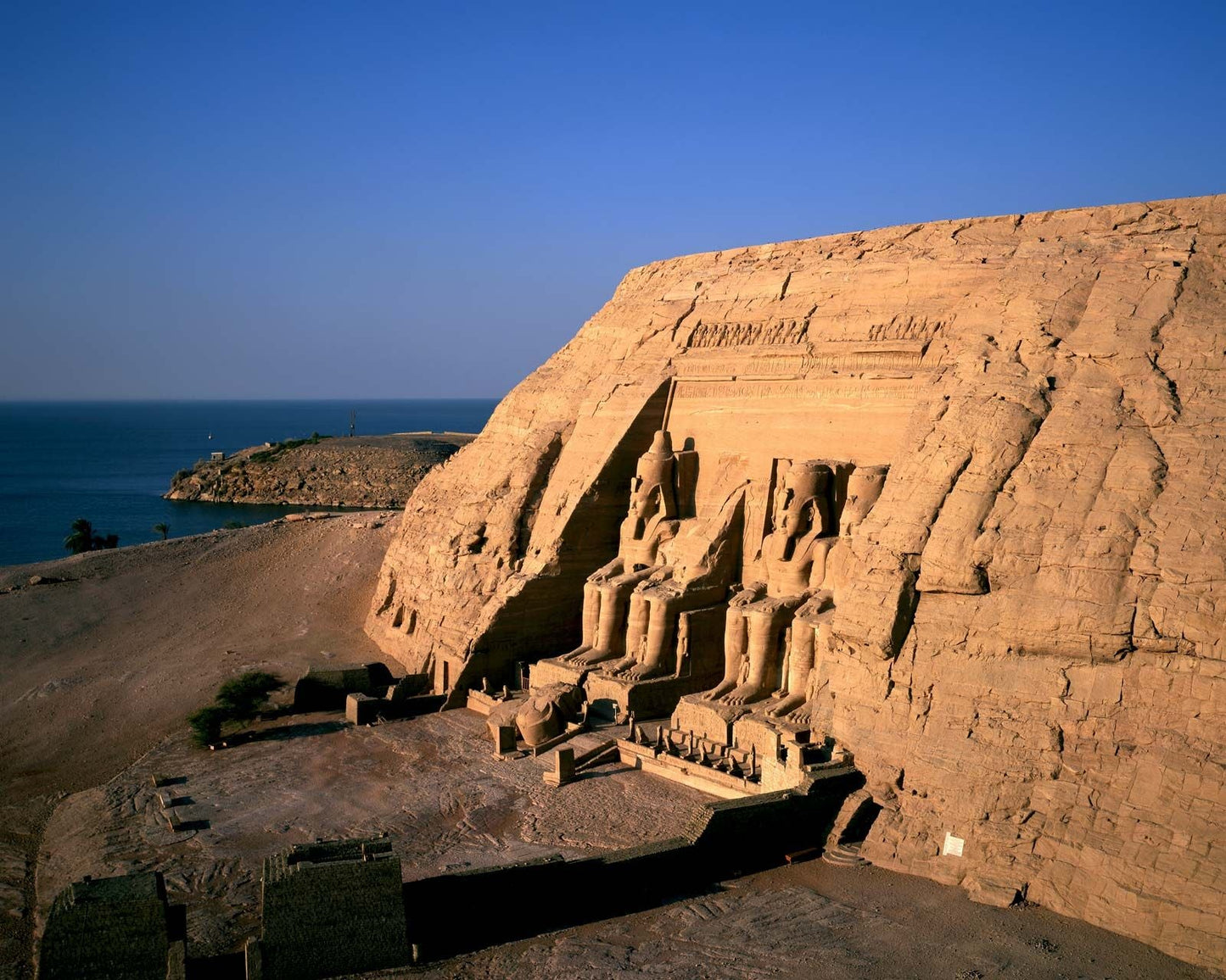 Aswan: Private Guided Day Tour to Abu Simbel Temples