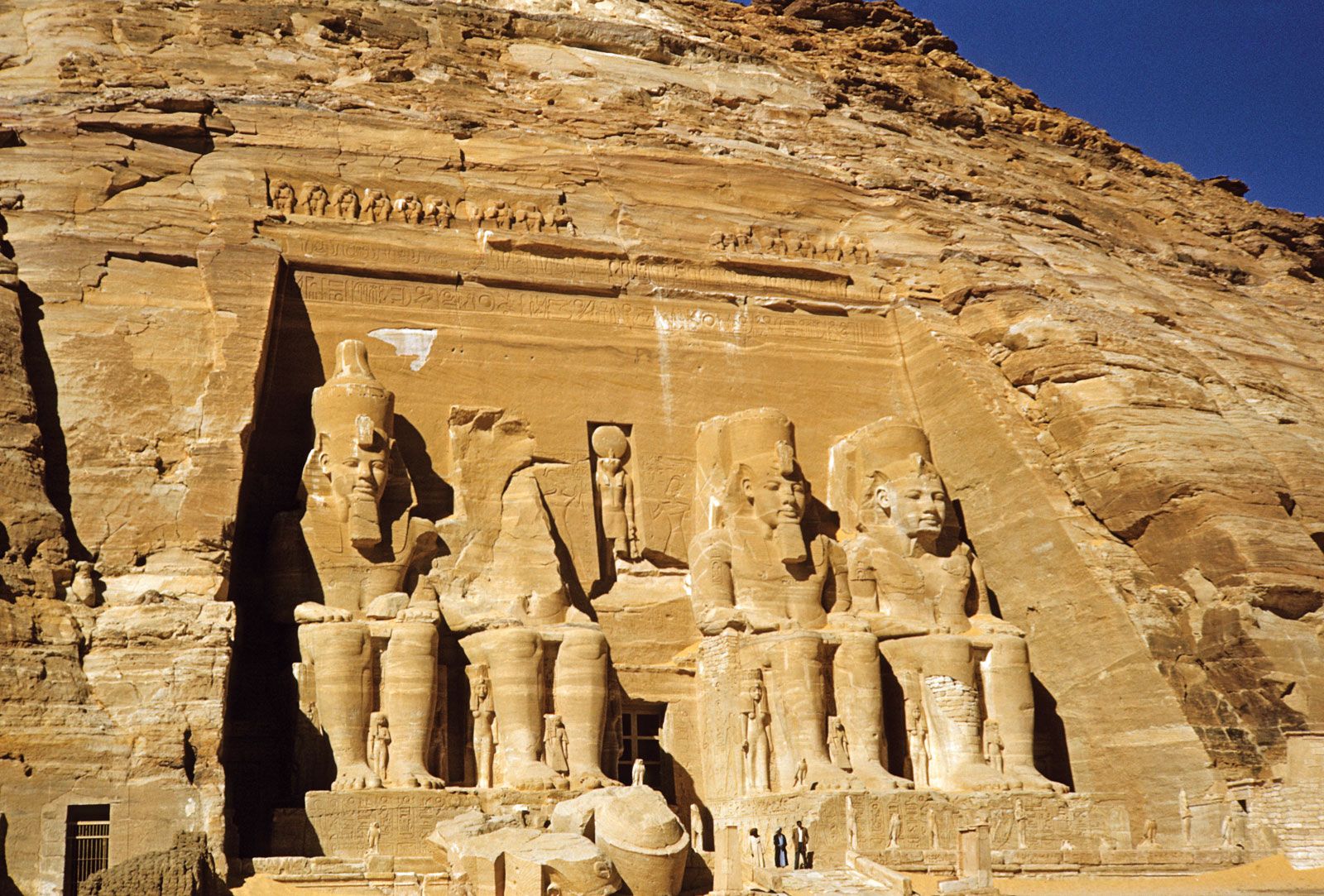 Aswan: Private Guided Day Tour to Abu Simbel Temples