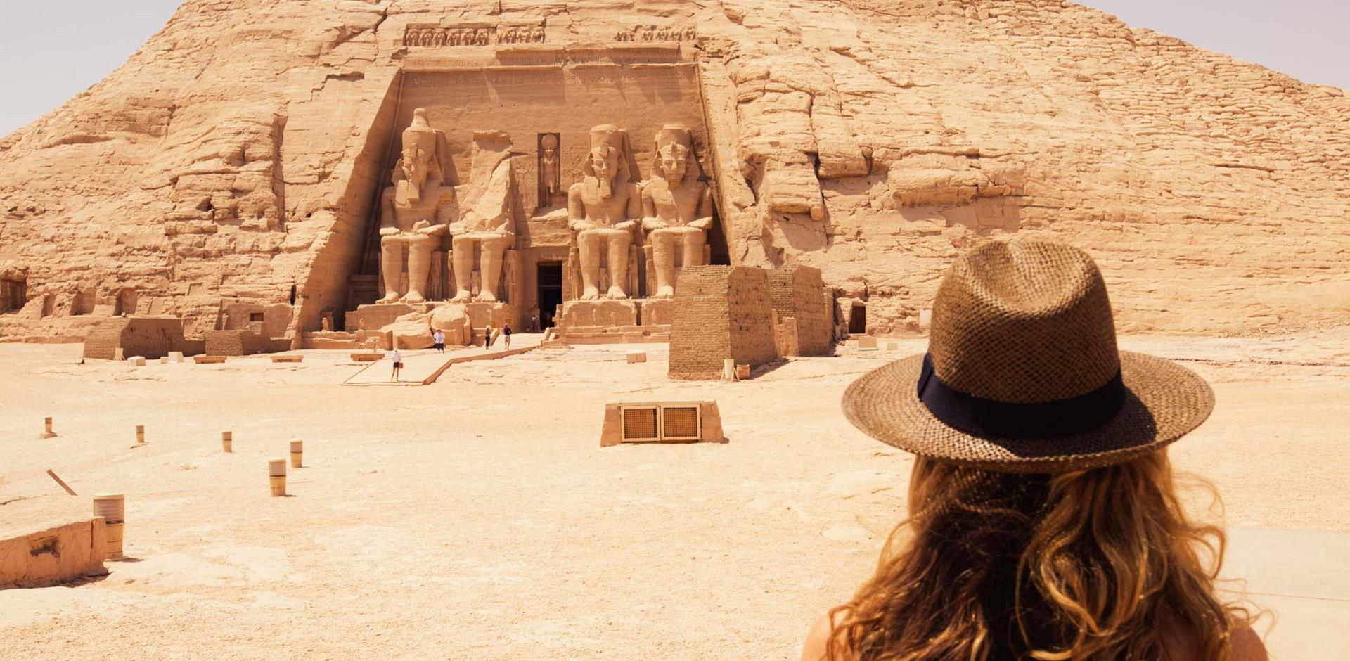 Aswan: Private Guided Day Tour to Abu Simbel Temples