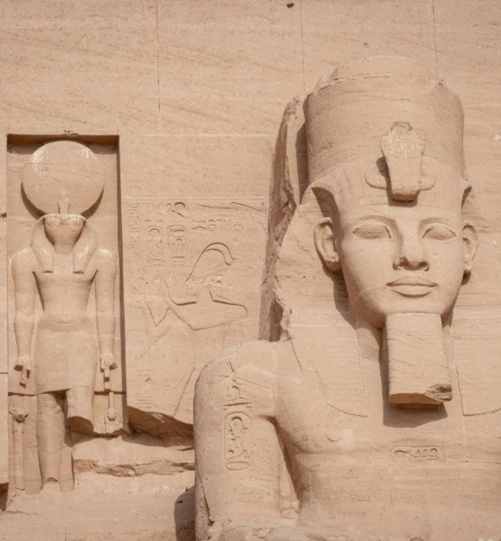 From Luxor: 2-Day Private Trip to Edfu, Aswan and Abu Simbel