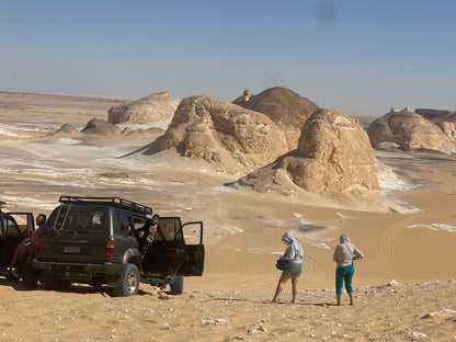 Cairo: Explore the Black & White Deserts with Overnight Camping
