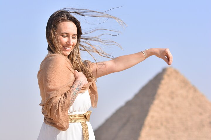 Cairo: Giza Pyramids and Sphinx Tour with Professional Photographer