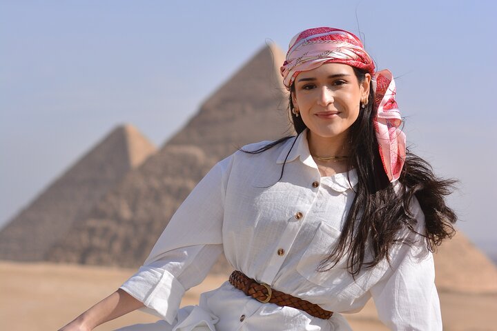 Cairo: Giza Pyramids and Sphinx Tour with Professional Photographer