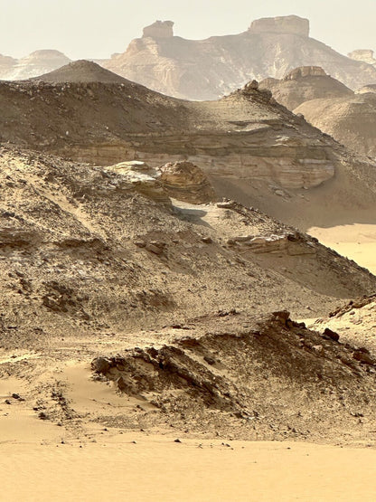 Cairo: Private 2 - Day Tour to Bahariya Oasis with Black and White Desert Tour