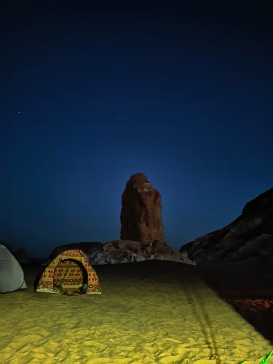 Cairo: Private 2 - Day Tour to Bahariya Oasis with Black and White Desert Tour