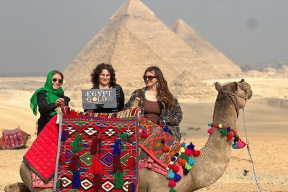 Cairo: Private Guided Tour to the Pyramids of Giza, Saqqara and Memphis