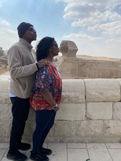 Cairo: Private Guided Trip to the Giza Pyramids and Sphinx