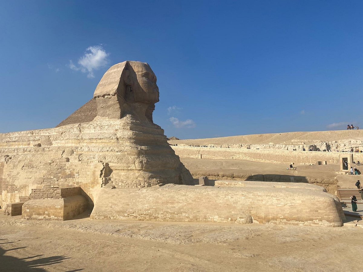 Cairo: Private Guided Trip to the Giza Pyramids and Sphinx