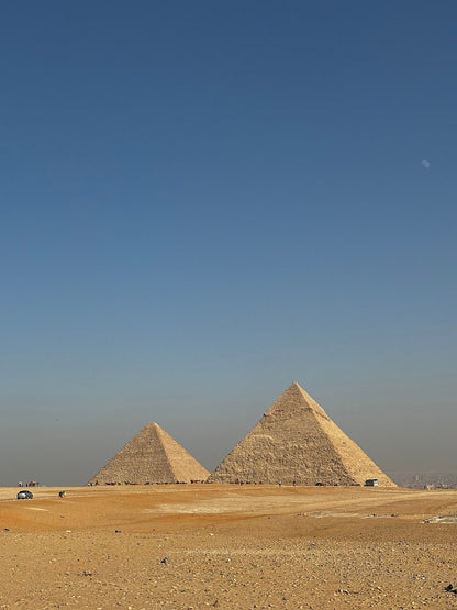 Cairo: Private Guided Trip to the Giza Pyramids and Sphinx