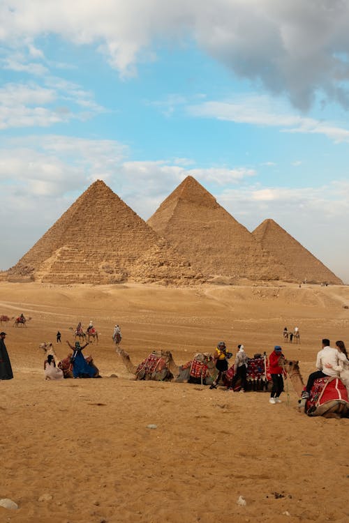 Cairo: Private Half - Day Pyramids of Giza and The Sphinx Tour