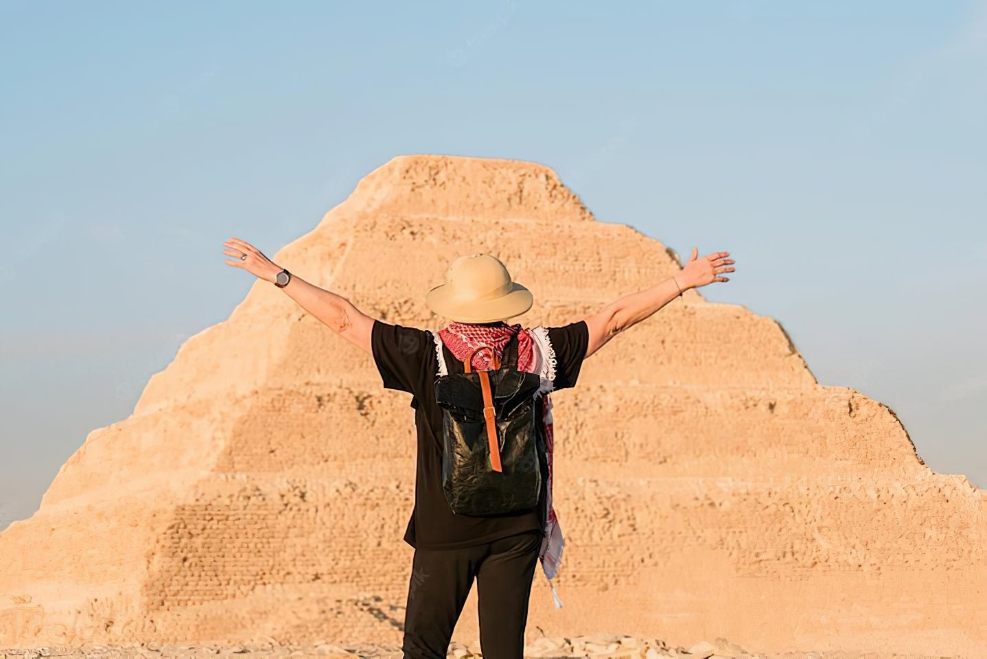 Cairo: Pyramids of Giza, Memphis, Saqqara Private Guided Tour with Lunch