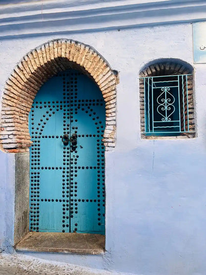 From Fès: Transfer nach Tanger mit Besuch in Chefchaouen