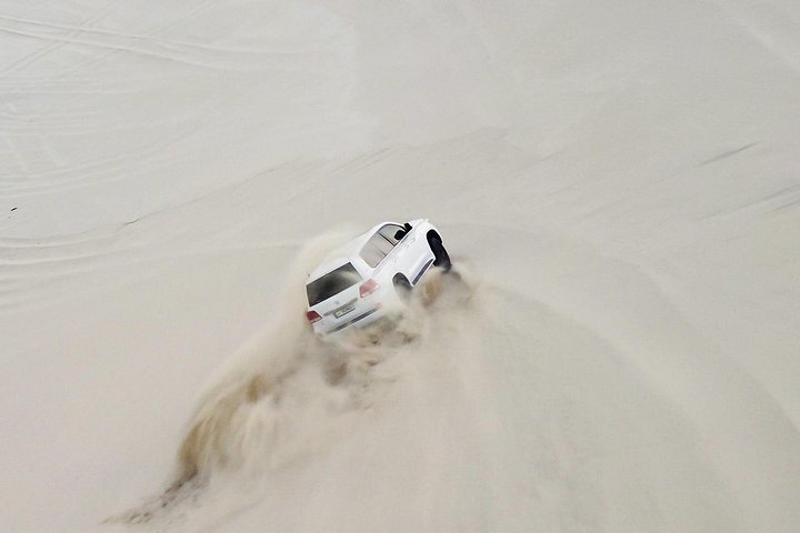 Doha: 4x4 Halve Dag Privé Woestijnsafari, Kameelrit en Quad Biken