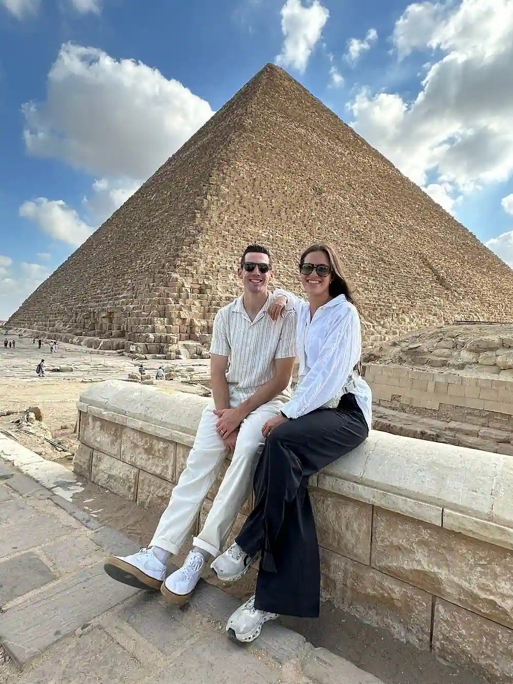 Cairo: Private Tour of Pyramids of Giza, Sphinx, Camel Ride and Lunch