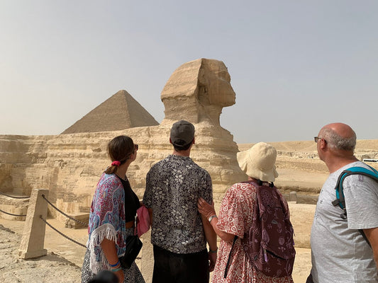 De Sharm El Sheikh: excursão para grupos pequenos às Pirâmides de Gizé e ao Museu Egípcio de Van