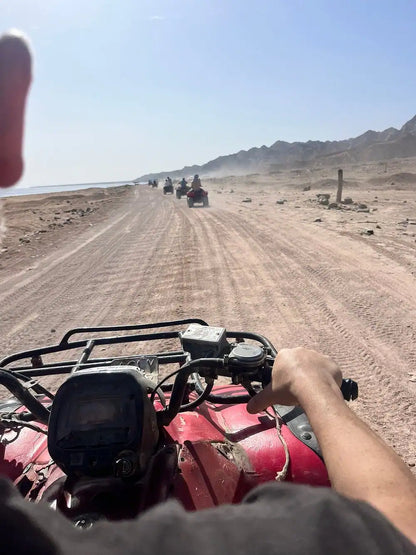 Шарм-эль-Шейх: сафари на джипе 4x4 в Цветной каньон, Голубую дыру и Дахаб с обедом