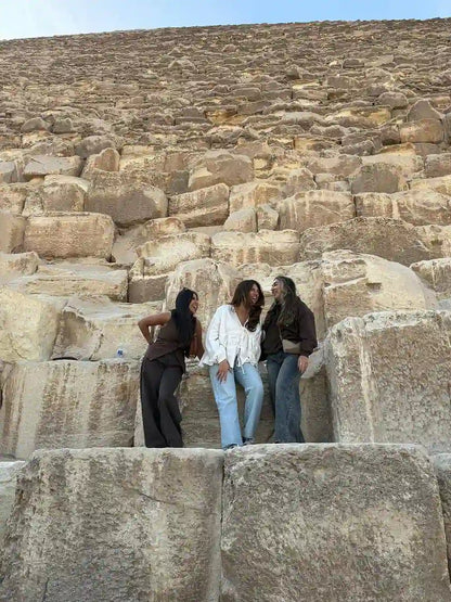 Cairo: Private Tour of Pyramids of Giza, Sphinx, Camel Ride and Lunch