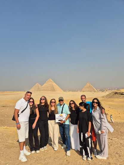 De Hurghada: Aventura de Dia Inteiro no Cairo de Avião
