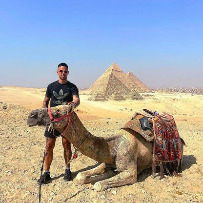 Cairo: Private Day Tour to Giza Pyramids and The Sphinx