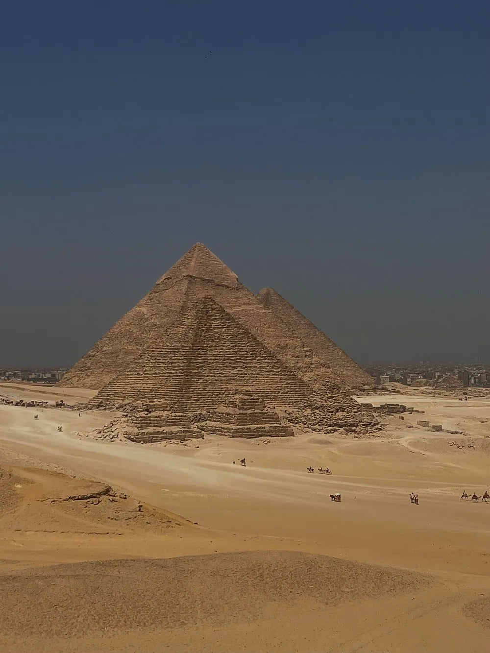カイロ：ギザのピラミッドとスフィンクスへの半日ツアー