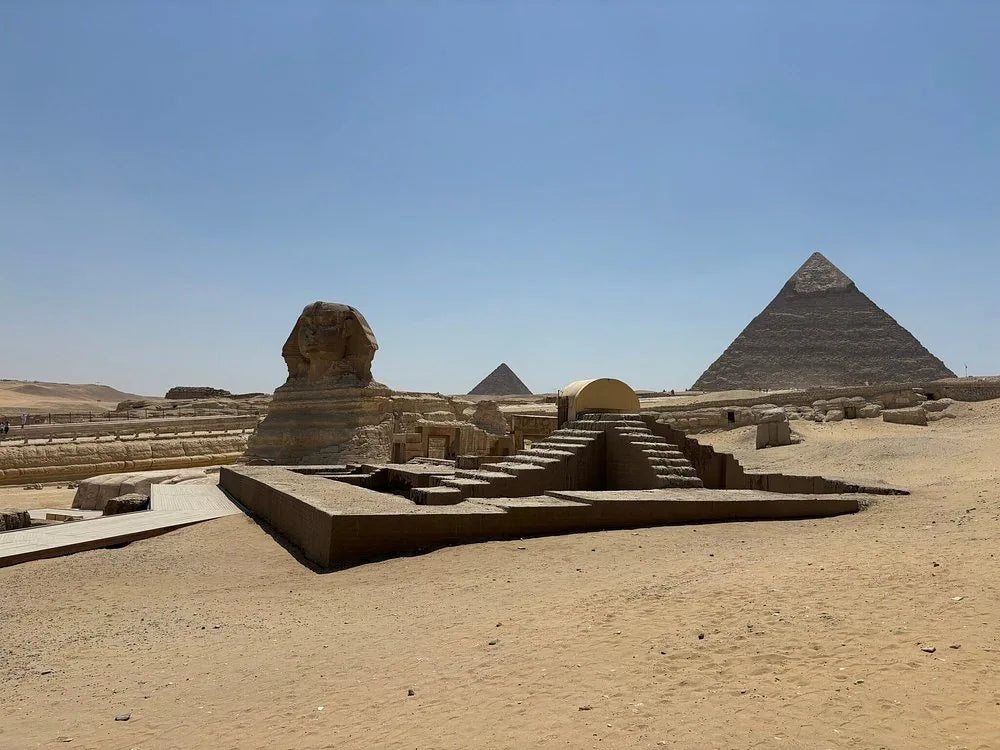 Cairo: Private Day Tour to Giza Pyramids and The Sphinx