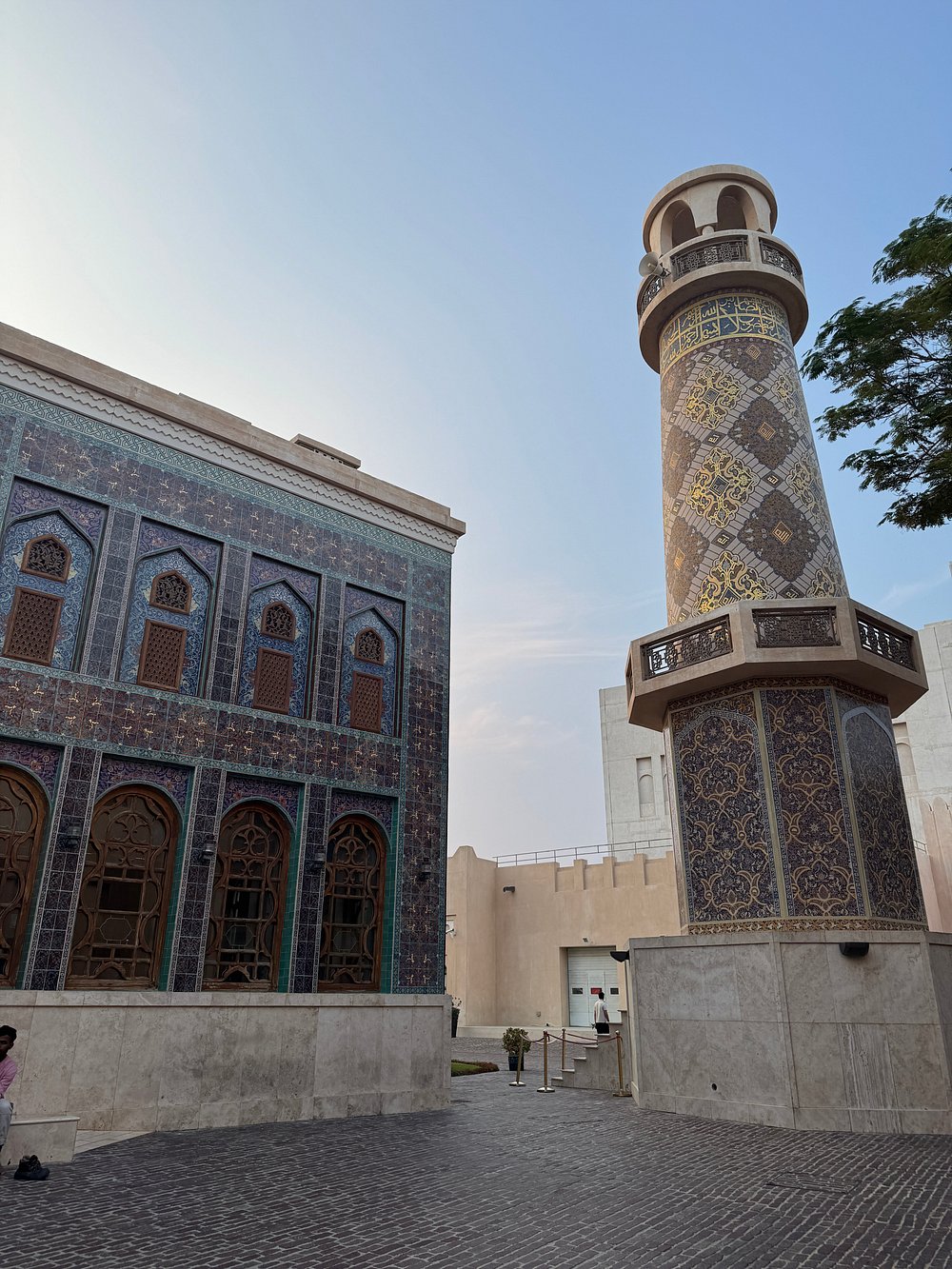 Doha: City Tour to Souq Waqif, Katara, Pearl and Lusail with Hotel pickup