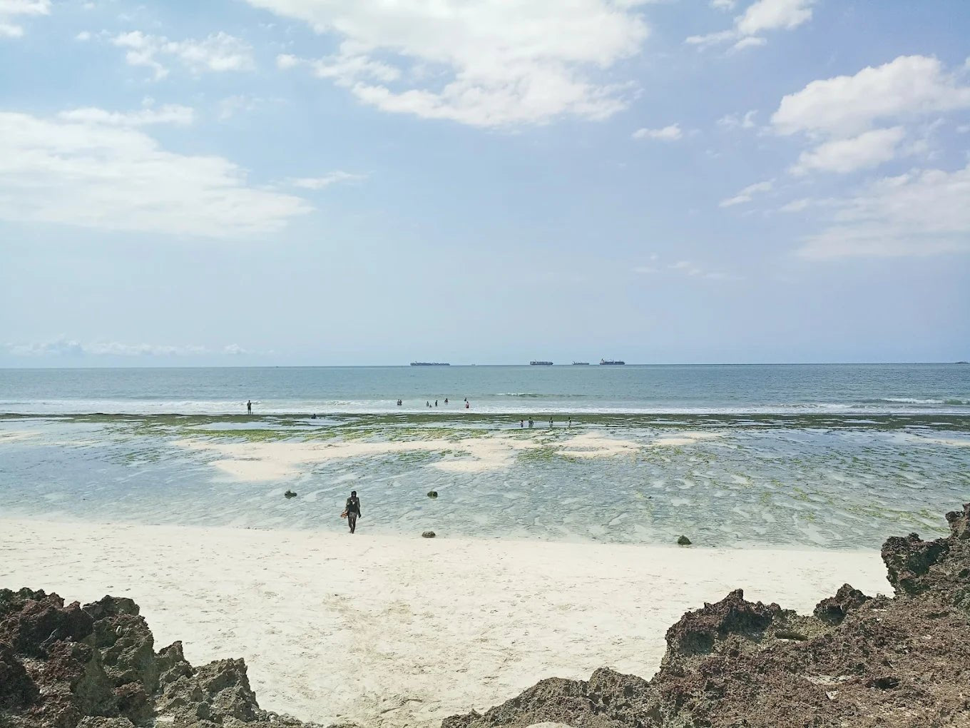 Dar es Salaam: Shared City Tour with Markets, Museums, and Coastal Sights