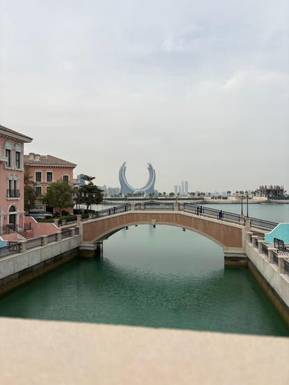 Doha: 4 - Hour Guided City Tour with Hotel and Airport Pickup