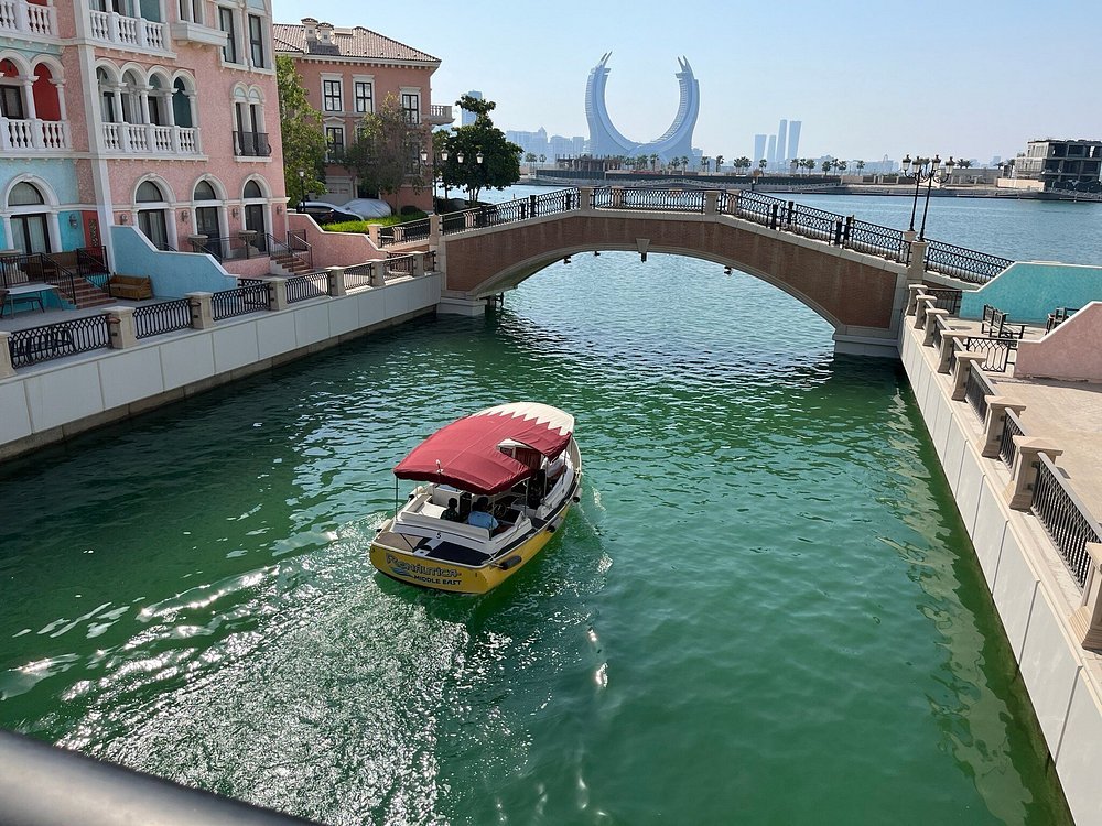 Doha: City Highlights Guided Tour with Hotel Pickup and Drop - Off