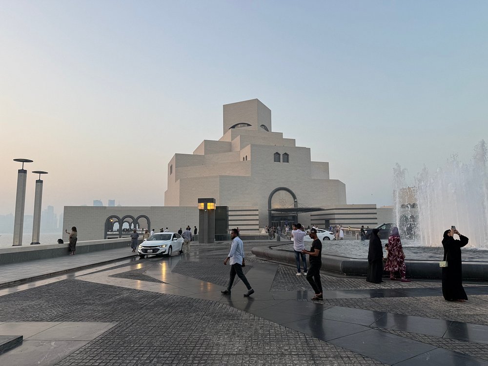 Doha: City Highlights Tour with Pickup from Airport or Hotel