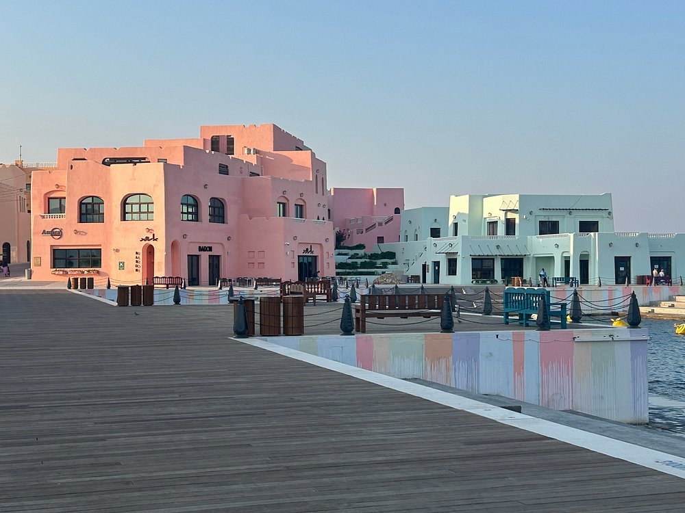 Doha: City Highlights Tour with Pickup from Airport or Hotel