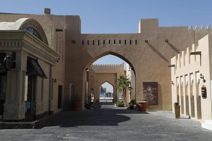 Doha: City Highlights Tour with Pickup from Airport or Hotel
