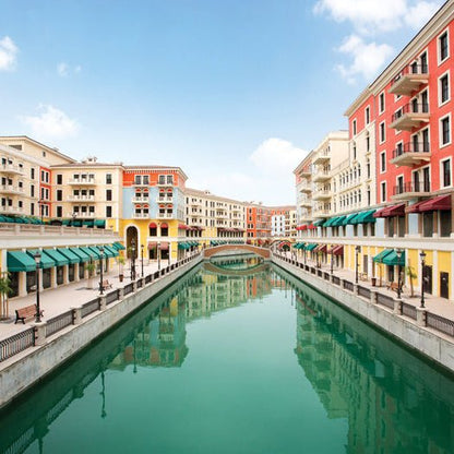 Doha: City Tour to Souq Waqif, Katara, Pearl Qatar, and National Museum