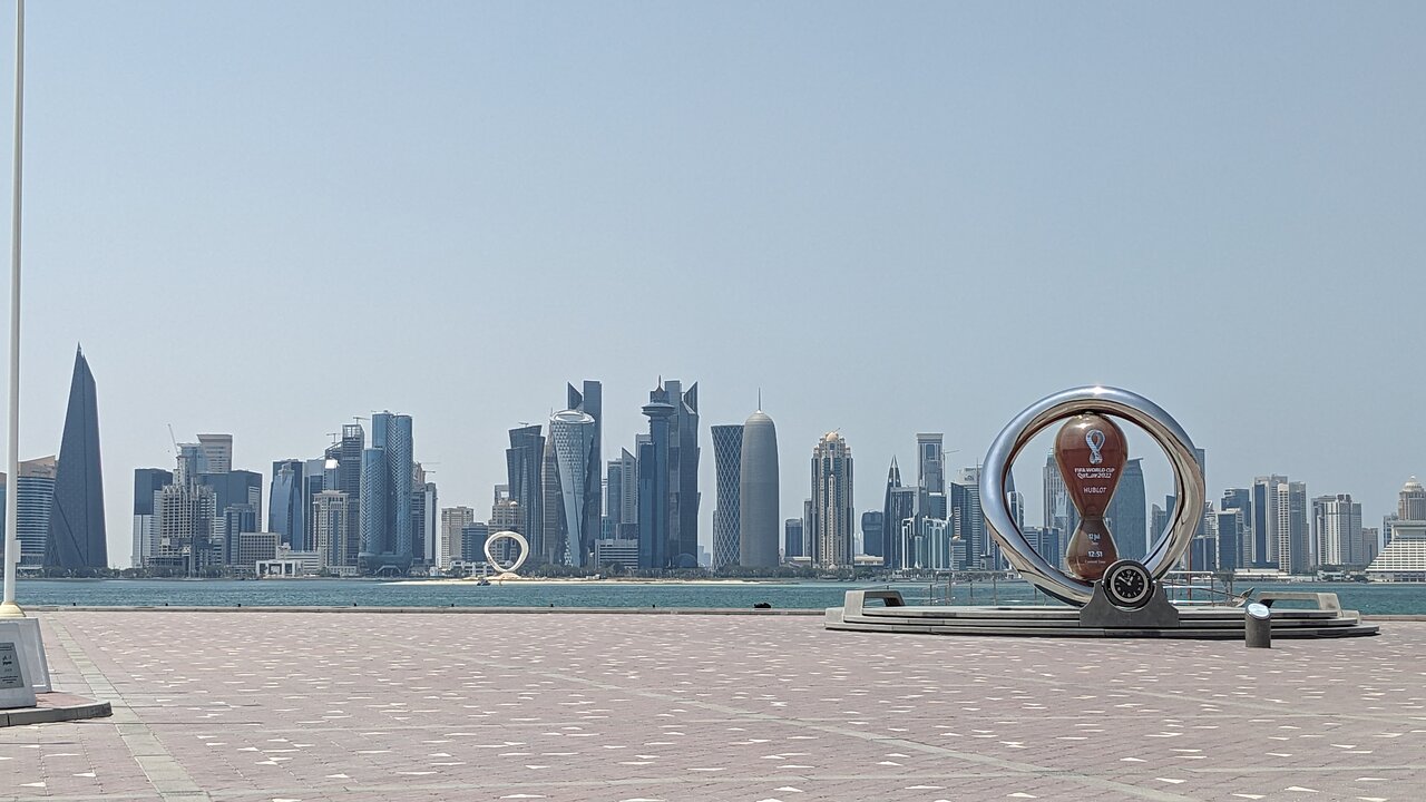 Doha: Combo Private Guided City Tour & Desert Safari Tour