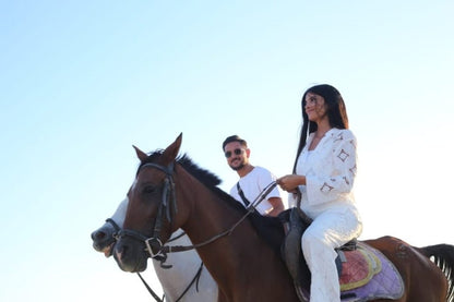 Doha: Desert Horse Riding Trip with Hotel Pickup