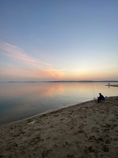 Doha: Desert Safari with Camel Ride, Sandboarding, and Inland Sea Visit